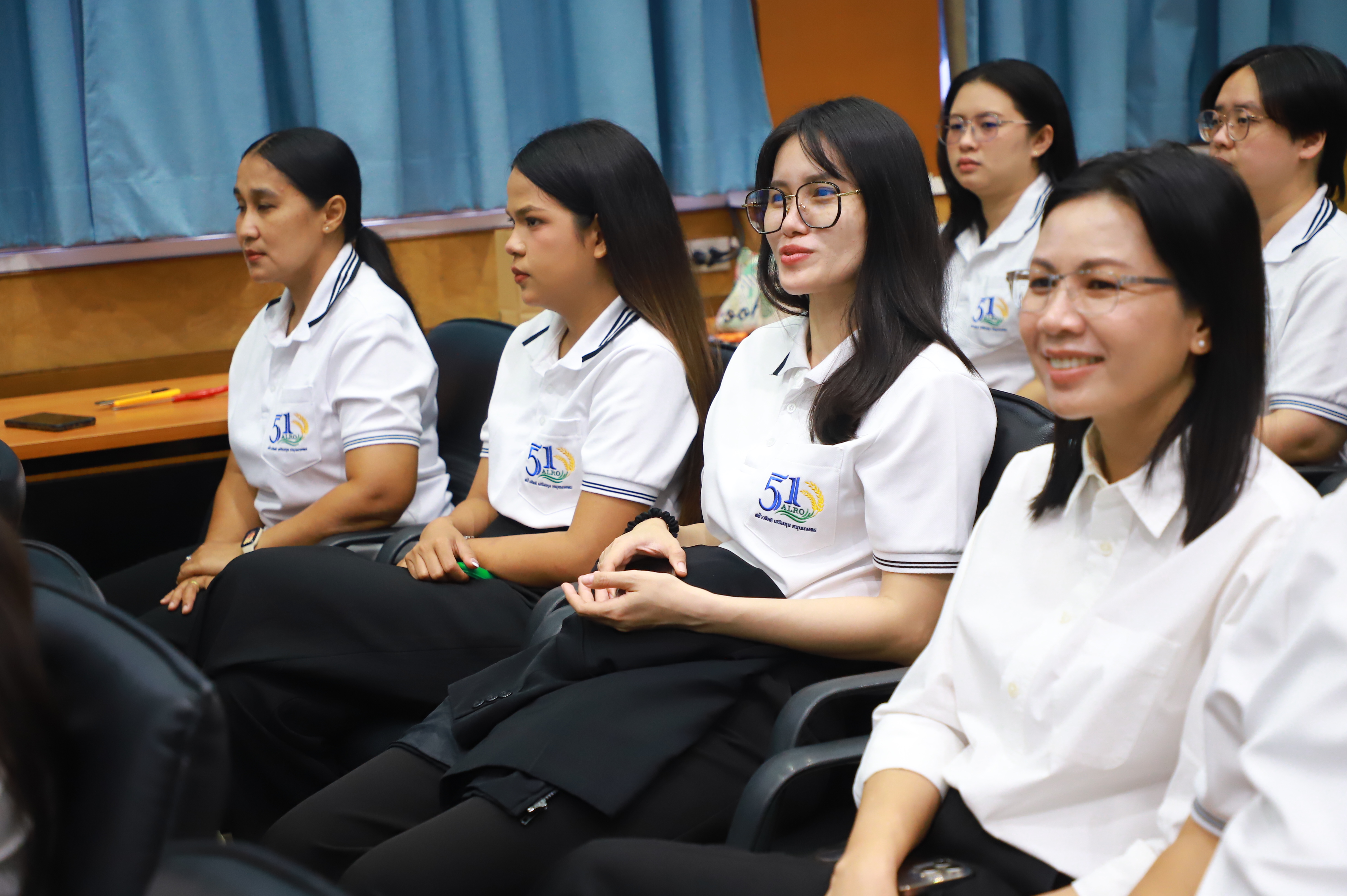 title - สบท. จัดกิจกรรม “เสริมสร้างความสัมพันธ์ในองค์กรและบรรยากาศที่เอื้อต่อการทำงาน” มุ่งเดินหน้าพัฒนาบุคลากร เสริมทัพการทำงานเป็นทีม